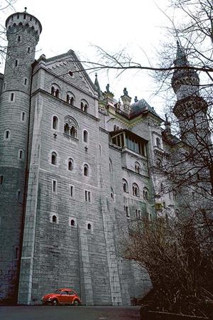 名古屋で理想のレンタルスペースを見つけるための完全ガイド：利便性、機能性、コストを徹底比較